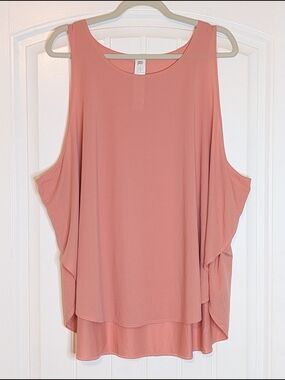 Fabletics Plus Size Coral Lightweight Active Tank Top